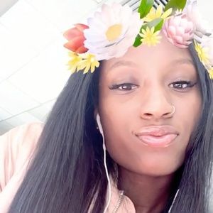 Meet your Posher, Jamella